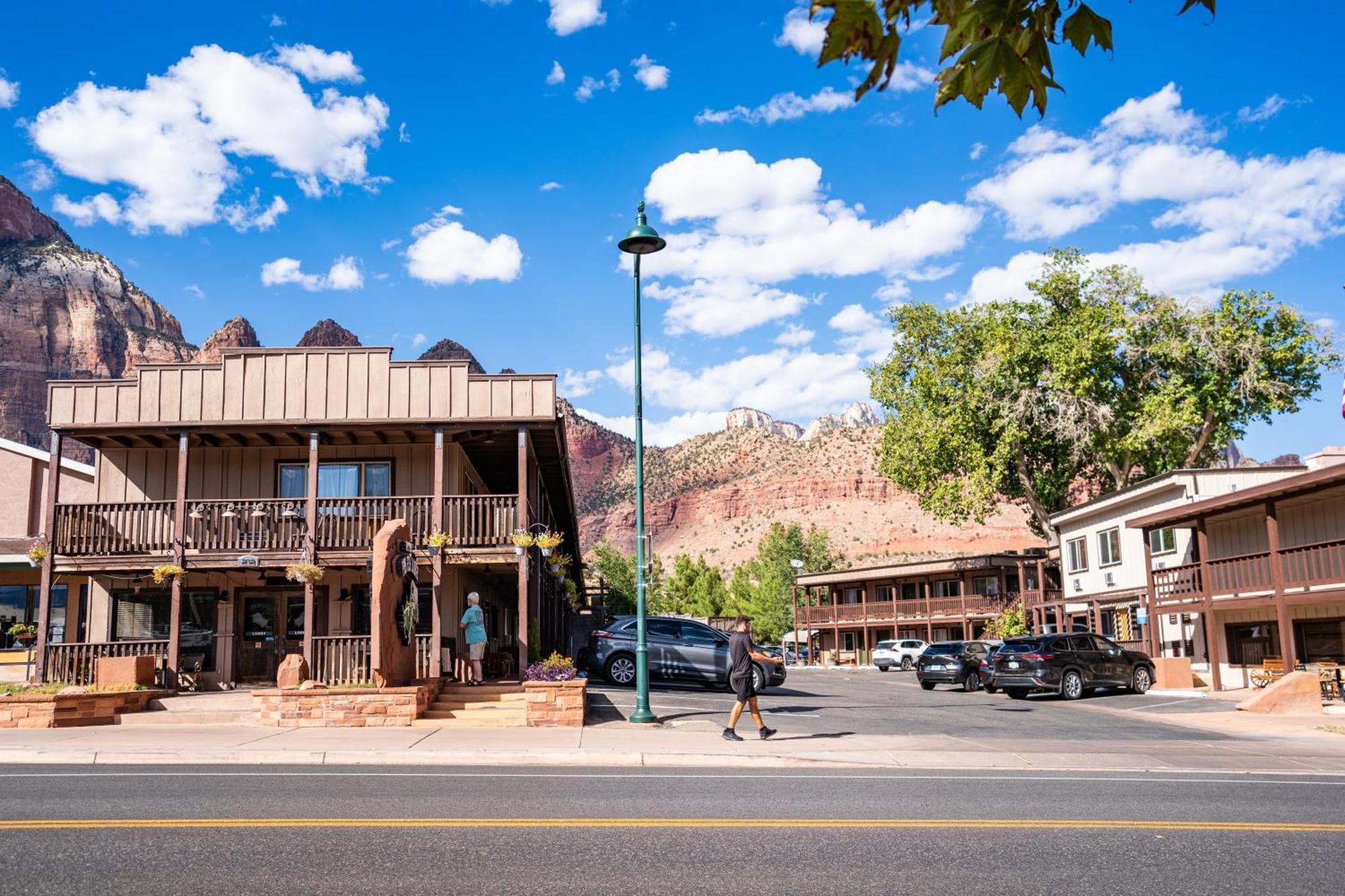 Pioneer Lodge Zion National Park-ספרינגדייל מראה חיצוני תמונה