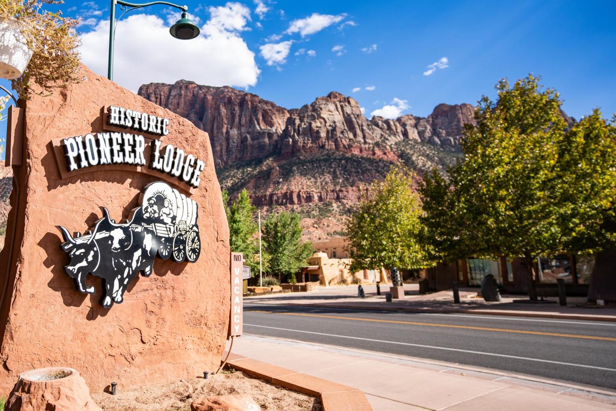 Pioneer Lodge Zion National Park-ספרינגדייל מראה חיצוני תמונה